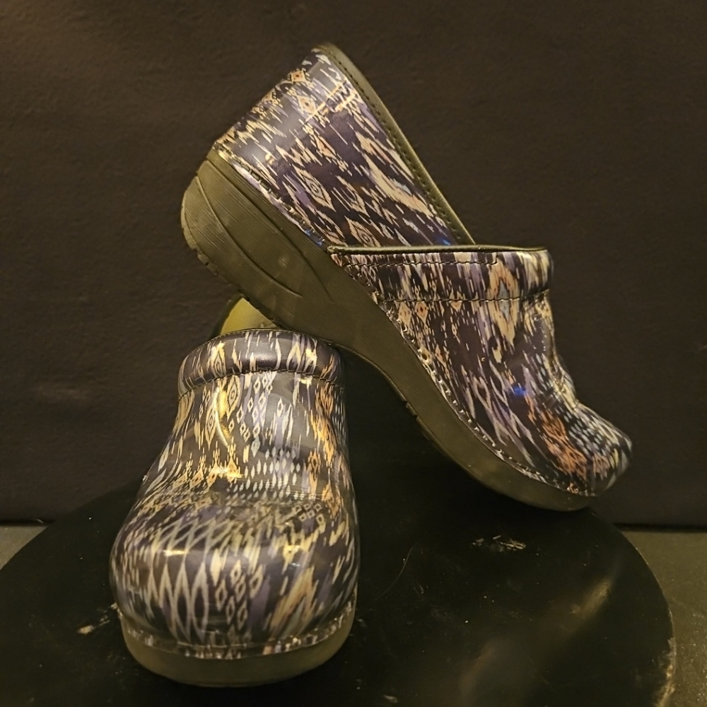 Dansko‎ XP 2.0 Women’s Size 9.5-10 EU 40 Metallic Purple Slip On Clogs